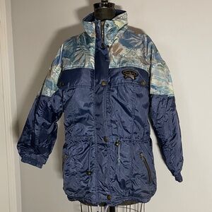 SKI JACKET size M